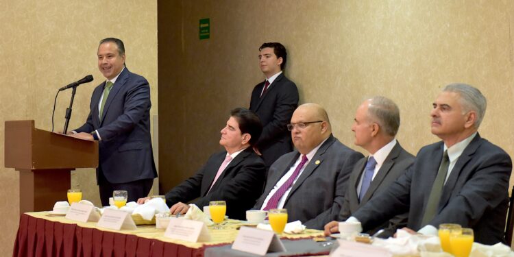 Necesaria la colaboración permanente de todos los niveles de gobierno para construir la paz: Toño Astiazarán