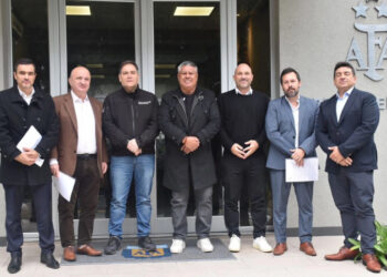 Vuelven a estadios de Argentina aficionados visitantes tras 12 años