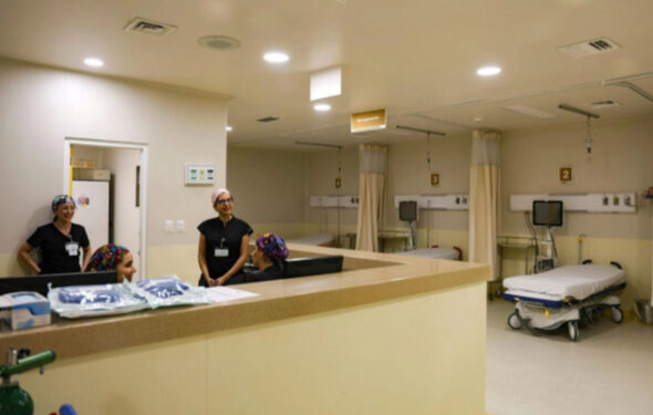 Al finalizar el año estarán operando en el país 31 hospitales nuevos y 260 quirófanos: CSP