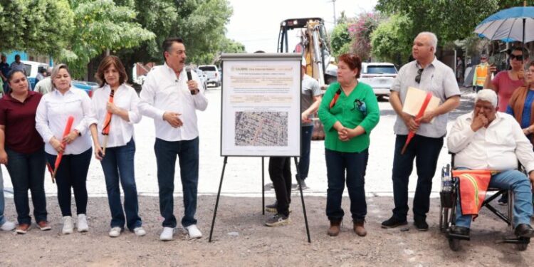Obras que transforman: inicia rehabilitación de calle triticale en la colonia Maximiliano R. López