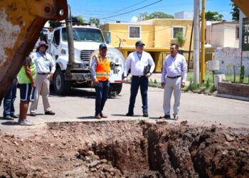 SUPERVISA JAVIER LAMARQUE EVALUACIÓN DE REPARACIÓN DE DAÑOS OCASIONADOS POR LLUVIAS EN CAJEME