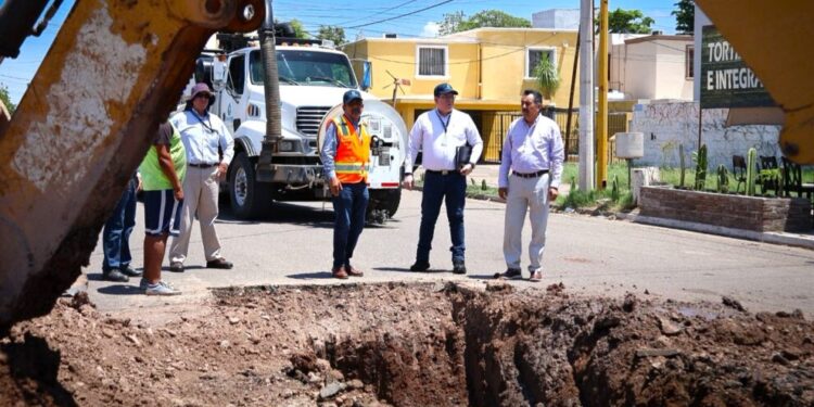 SUPERVISA JAVIER LAMARQUE EVALUACIÓN DE REPARACIÓN DE DAÑOS OCASIONADOS POR LLUVIAS EN CAJEME