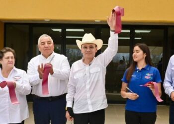 Cumple Gobernador Durazo demanda histórica de estudiantes con primeras instalaciones de la UTH en Ures