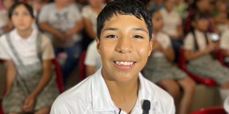Estudiantes de Bavispe agradecen a Gobernador Durazo por becas Sonora de Oportunidades