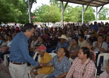 Pone en marcha Javier Lamarque programa municipal de apoyo alimentario en zonas rurales afectadas por sequía
