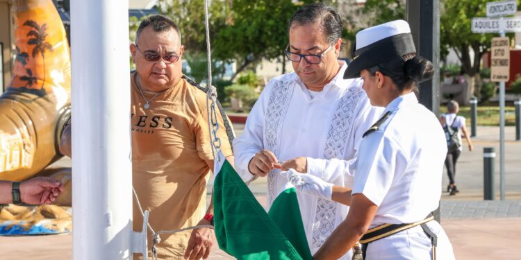 Celebran autoridades municipales el 256 aniversario de la fundación de Guaymas