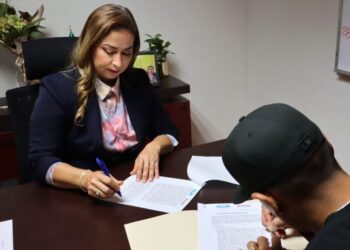 FIRMA SECRETARÍA DE LAS MUJERES CONVENIO CON CENTROS “CIDA PALO VERDE AC” Y “UN TESORO EN PROCESO”