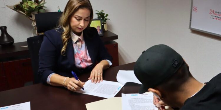 FIRMA SECRETARÍA DE LAS MUJERES CONVENIO CON CENTROS “CIDA PALO VERDE AC” Y “UN TESORO EN PROCESO”