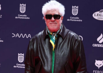 Exige Pedro Almodóvar al gobierno español romper relaciones con Israel