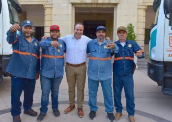 Fortalece Toño Astiazarán atención a zona rural con entrega de cuatro pipas nuevas