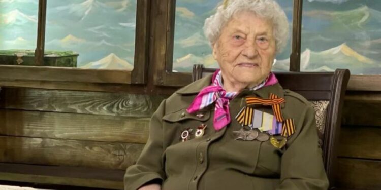 Fallece  la ‘Abuela de Hierro’, veterana de la II Guerra Mundial de 104 años y récord Guinness