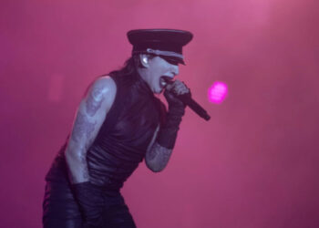 “Electrizante”, la actuación de Marilyn Manson, ‘el Anticristo’, en feria potosina