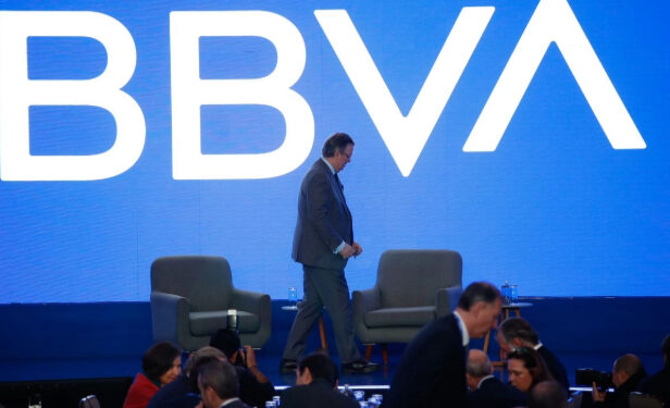 Nuevas medidas del gobierno «dan oxígeno» a Pemex: BBVA