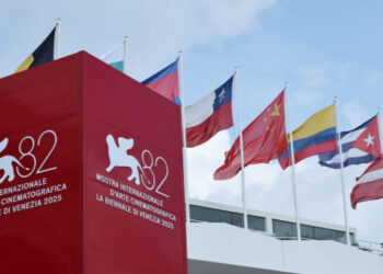 Miles protestan por Gaza cerca del Festival de Cine de Venecia