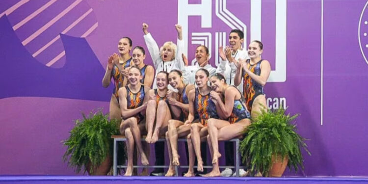 México logra oro en equipo mixto de natación artística en los Juegos Panamericanos Junior 2025