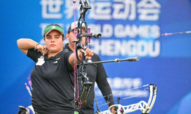 Maya Becerra, oro y plata en tiro con arco