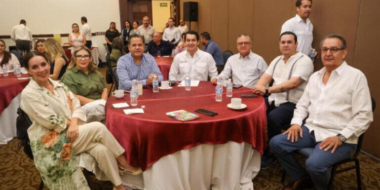 Sostienen reunión integrantes de la cadena de valor turística del estado