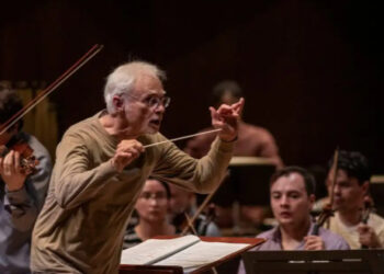 “No soy un compositor político; elijo para mis óperas historias maravillosas”: John Adams