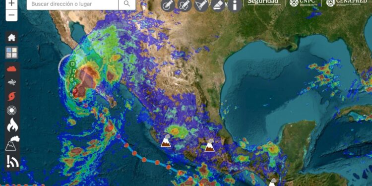 LORENA SE DEGRADA A TORMENTA TROPICAL.