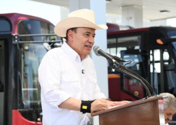 Gobernador Durazo consolida modernización histórica del transporte con 371 nuevas unidades en Sonora