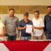 Entrega alcalde 50 cartas de asignación de motores a pescadores