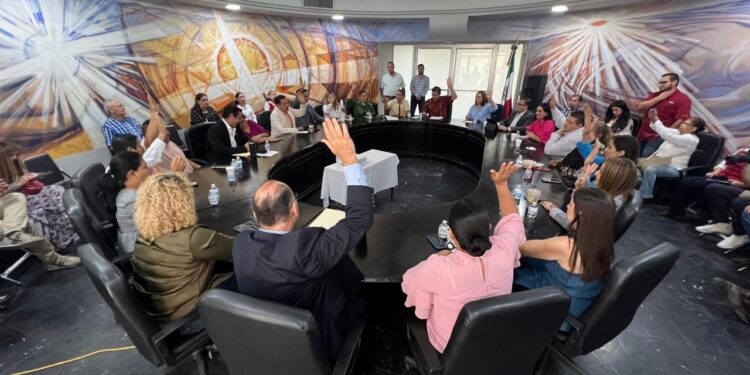 Aprueba cabildo contenido y sede para primer informe de Elías Retes