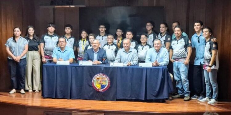 Estudiantes de primaria y secundaria representan a Sonora en Olimpiada Mexicana de Matemáticas