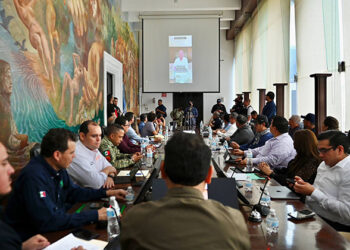 Alista gobernador operativo por huracán Lorena; Instala Comité de Operación de Emergencias