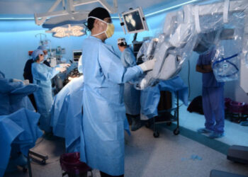 ISSSTE impulsa plan de cirugía robótica con cinco nuevos robots Da Vinci