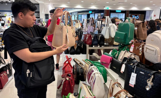 Aumenta en junio el consumo privado en México alentado por productos importados