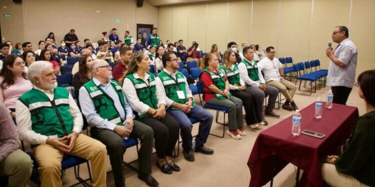 Fortalecen detección oportuna de rickettsiosis con capacitación a personal médico