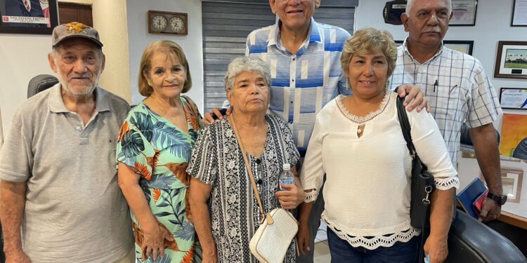 Tianguis dominical será recorrido solo dos cuadras para liberar accesos a estacionamiento de bodega Aurrerá
