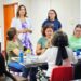 IMPARTE SECRETARÍA DE LAS MUJERES TALLER DE PINTURA PARA FOMENTAR LA CONVIVENCIA Y EL ARTE