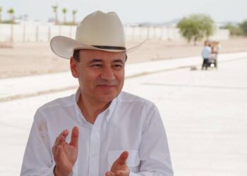 Gobernador Durazo impulsa la seguridad vial y turismo con proyecto de ampliación de carretera a Hermosillo-Bahía de Kino