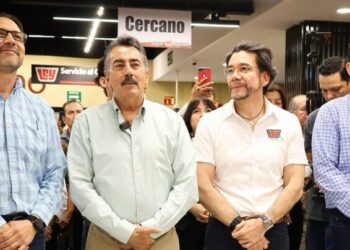 PRESIDE JAVIER LAMARQUE INAUGURACIÓN DE LA NUEVA INSTALACIÓN DE SÚPER LEY EXPRESS