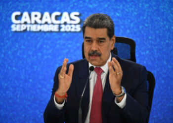 Acusa Maduro a EU de fraguar una «agresión militar» contra Venezuela