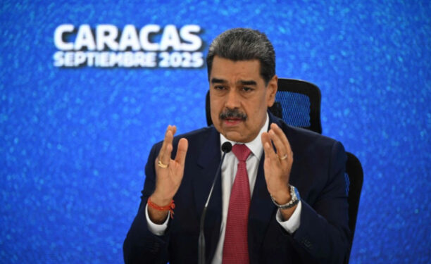 Acusa Maduro a EU de fraguar una «agresión militar» contra Venezuela