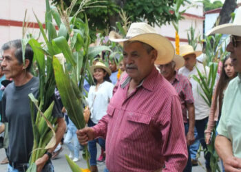 Solidaridad laboral enciende más de mil protestas en EU
