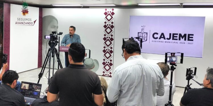 TRABAJA GOBIERNO DE CAJEME EN PROGRAMA DE BACHEO EN TODA LA CIUDAD