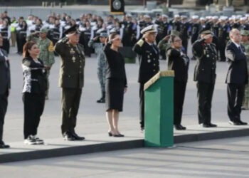 Encabeza Sheinbaum ceremonia en memoria de las víctimas de los sismos de 1985 y 2017