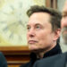 Elon Musk se embolsaría 1bdd con agresivo plan de Tesla a 10 años