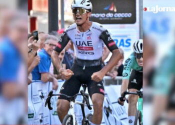 Isaac del Toro suma una cuarta victoria al conquistar el Trofeo Matteotti