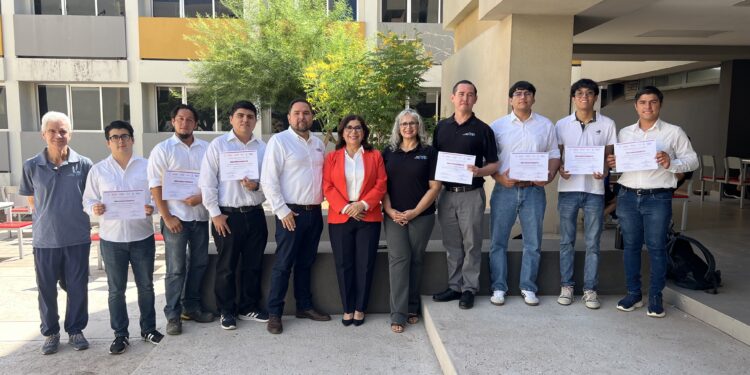 Estudiantes de Itesca presentan proyecto para mejoras en trámites notariales: Gobierno de Sonora