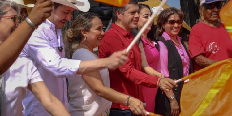 Arranca obra hídrica histórica en la comunidad de La Escalera