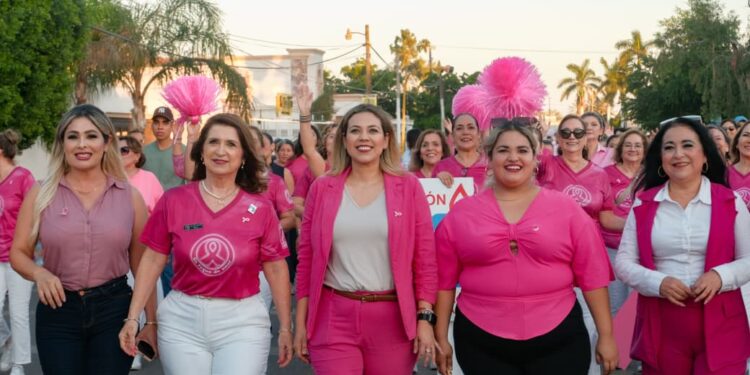 Huatabampo se viste de rosa en Lucha Contra el Cáncer de Mama