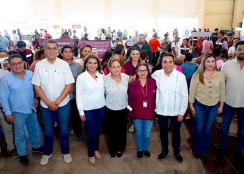 Participa Ayuntamiento de Guaymas en Feria de Servicios “Sonora Atiende”