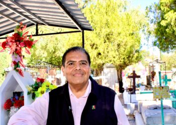 Amplían horarios en panteones por Día de Muertos