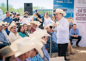 Entregan apoyos emergentes a ganaderos
