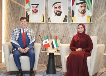 Gerardo Fernández Noroña inicia su gira por Medio Oriente