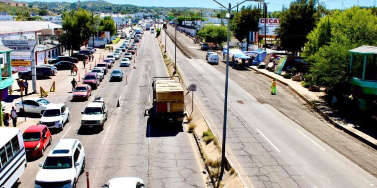 Implementan estrategia vial por rehabilitación de la carretera internacional México 15
